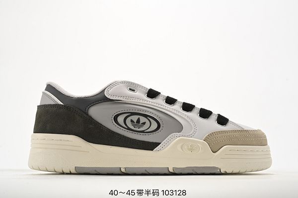 adidas originals Treziod 2023新款 2000系列三葉草男款板鞋