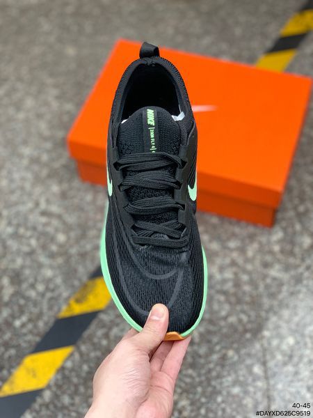 Nike Zoom Fly 4 2022新款 男款超彈透氣輕量跑步鞋