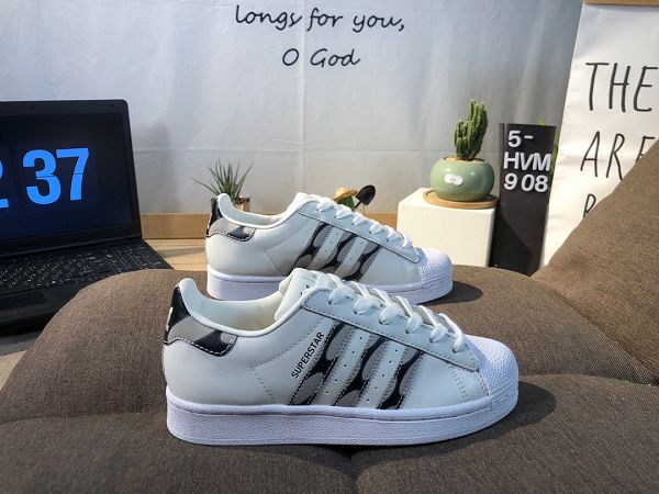 Adidas Originals Superstar 2023最新女款貝殼頭低幫百搭休閒板鞋