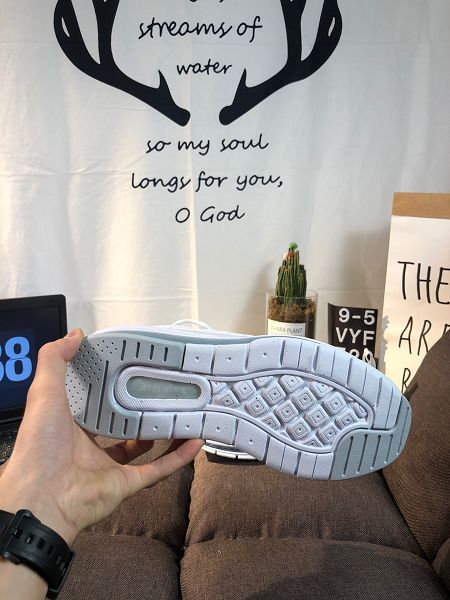 Nike Air Max Genome 2021新款 氣墊緩震透氣男生休閑運動跑步鞋 帶半碼