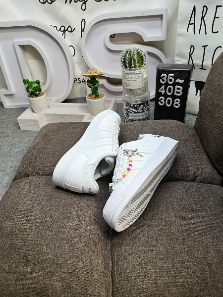 Adidas Originals Superstar W 2023新款 貝殼頭經典女款休閒運動小白板鞋