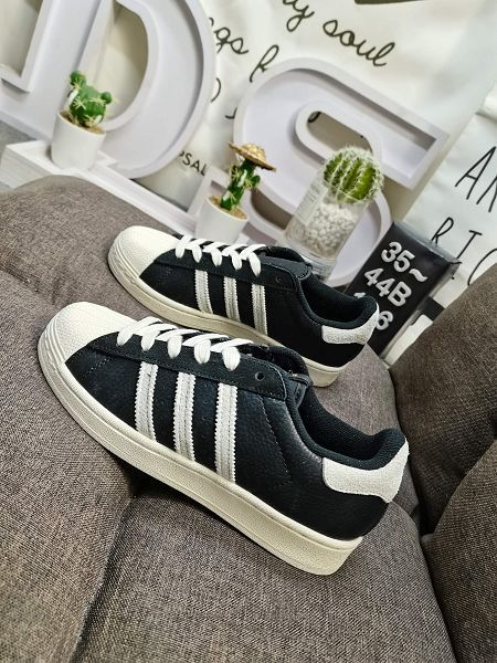 Adidas 三葉草 Originals Superstar Pride RM貝殼頭系列 情侶款中幫板鞋